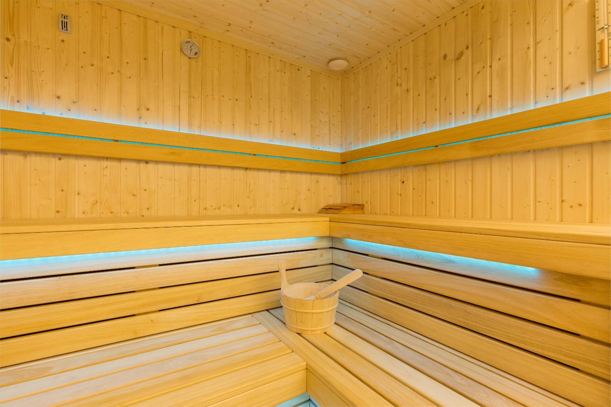 Underground Apartment In A Lux Holiday House Posejdon By Renters Prestige 쿠크제보 외부 사진