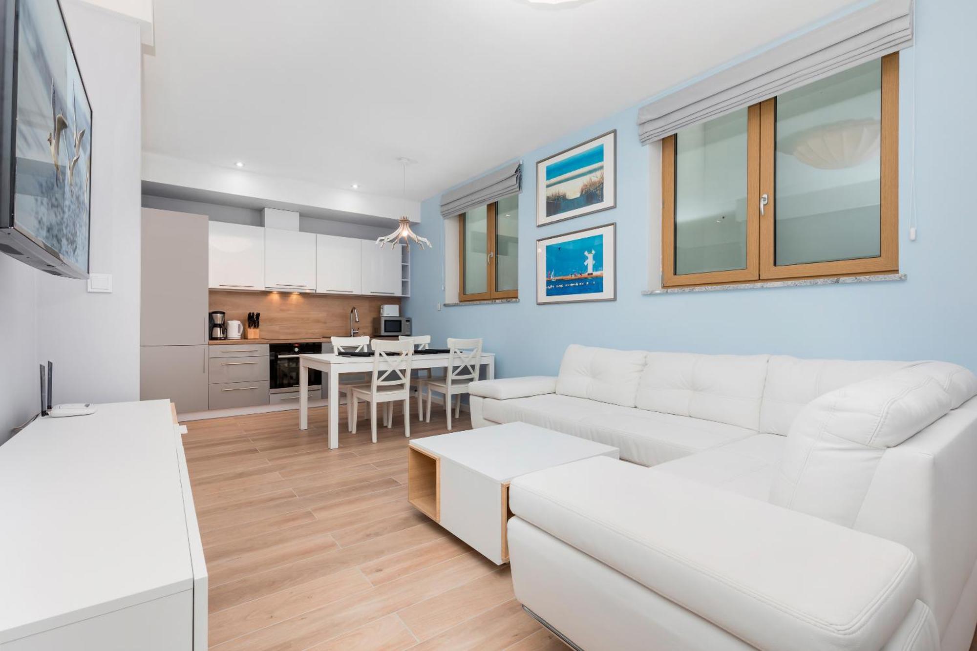 Underground Apartment In A Lux Holiday House Posejdon By Renters Prestige 쿠크제보 외부 사진